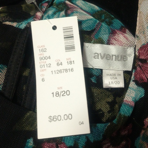 New Floral Mesh Halter Dress / Size 2X - Picture 3 of 9